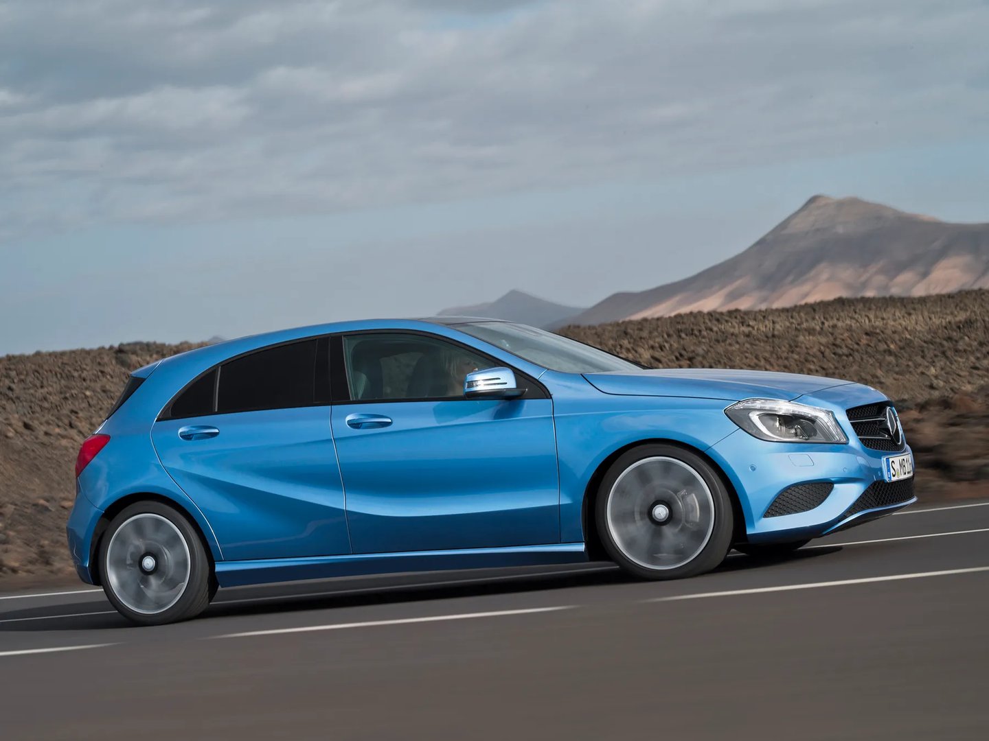 Mercedes_A-Class_3_generation__Hatchback_5-door__13.jpg