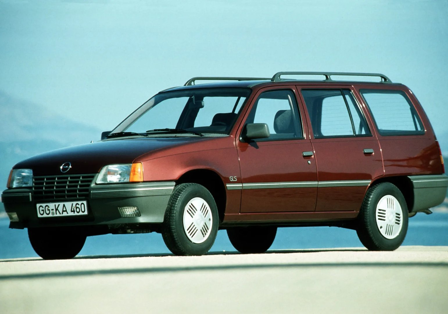Opel Kadett 5 generation  Estate 5-door