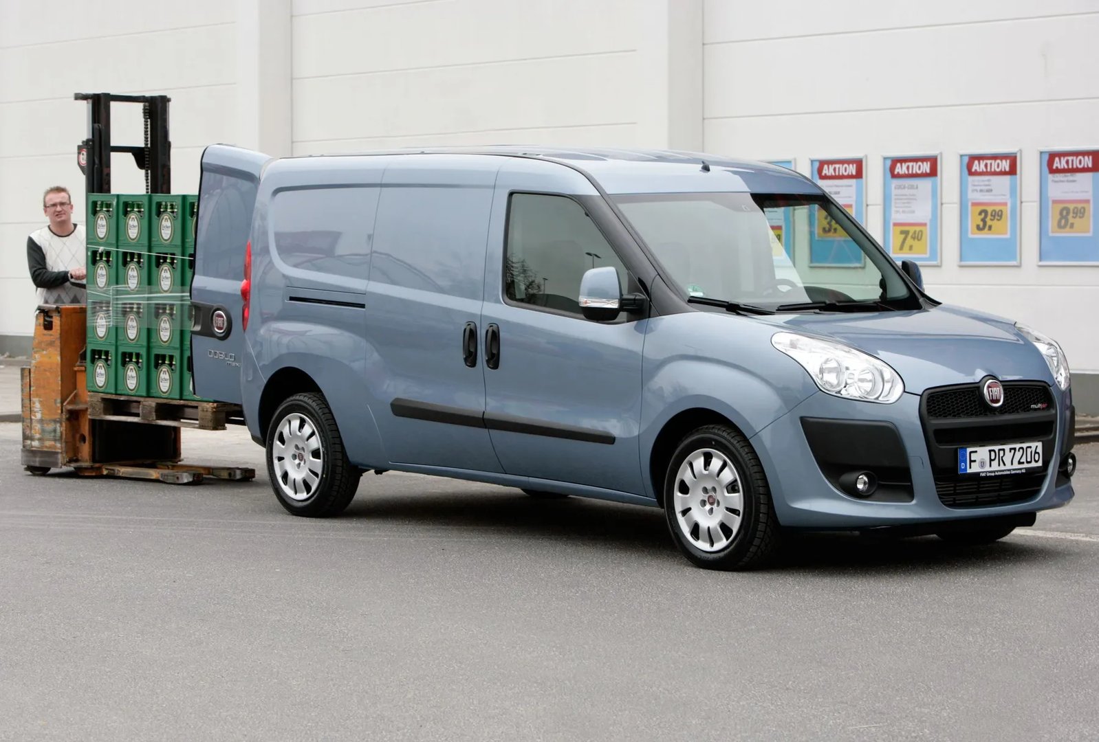 Fiat_Doblo_2_generation__Van_Long__5.jpg