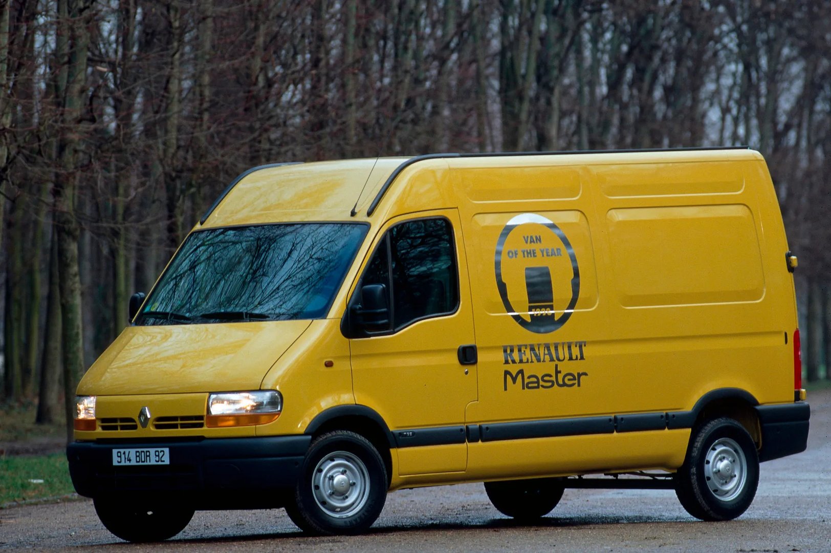 Renault_Master_2_generation__Van__2.jpg