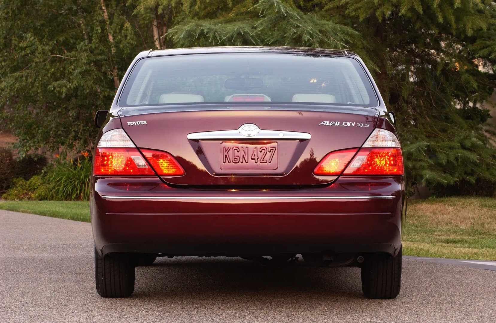 Toyota_Avalon_2_generation_restyling__Sedan__12.jpg