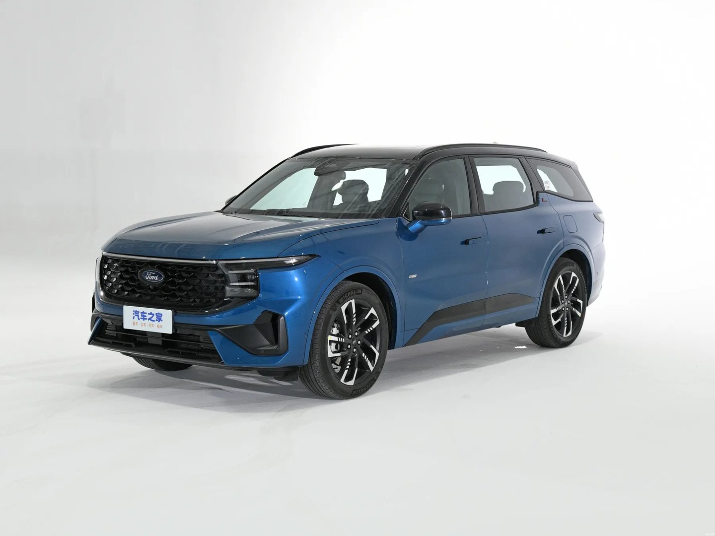 Ford_Edge_L_1_generation__SUV_5-doors__1.jpg
