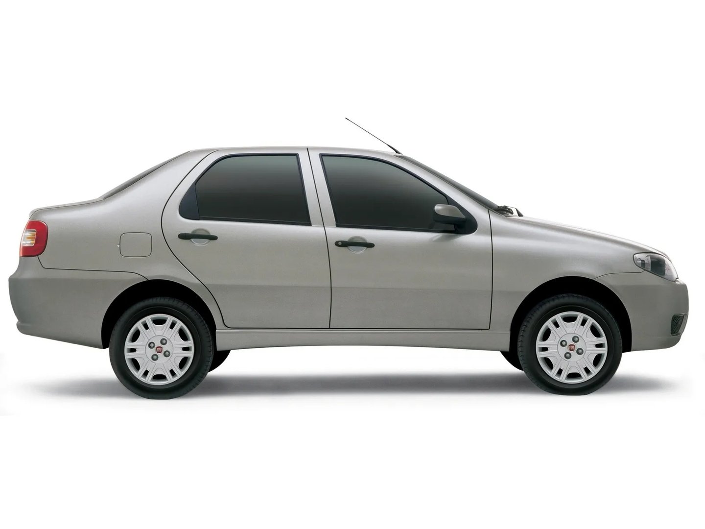 Fiat_Siena_1_generation_restyling_2__Sedan__9.jpg