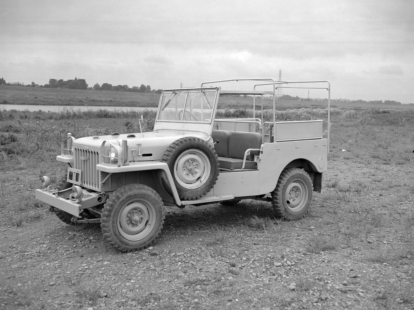 Toyota_LC_2_generation__SUV_cabriolet__2.jpg
