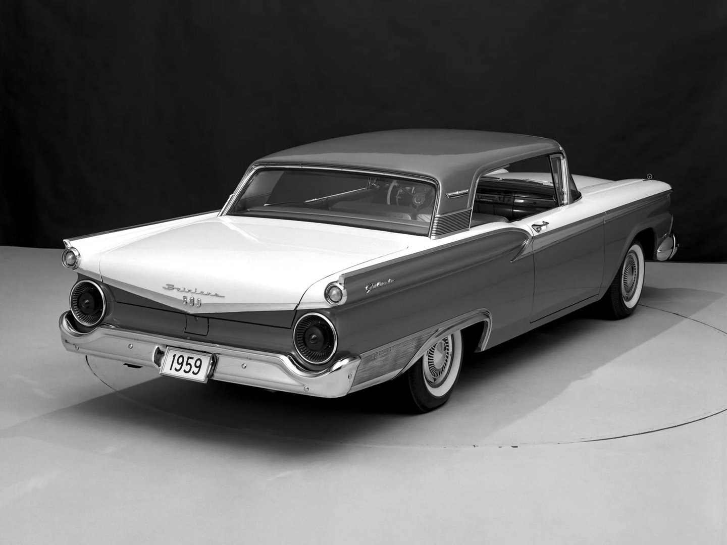 Ford_Galaxie_(USA)_1_generation__Coupe_Hardtop__4.jpg
