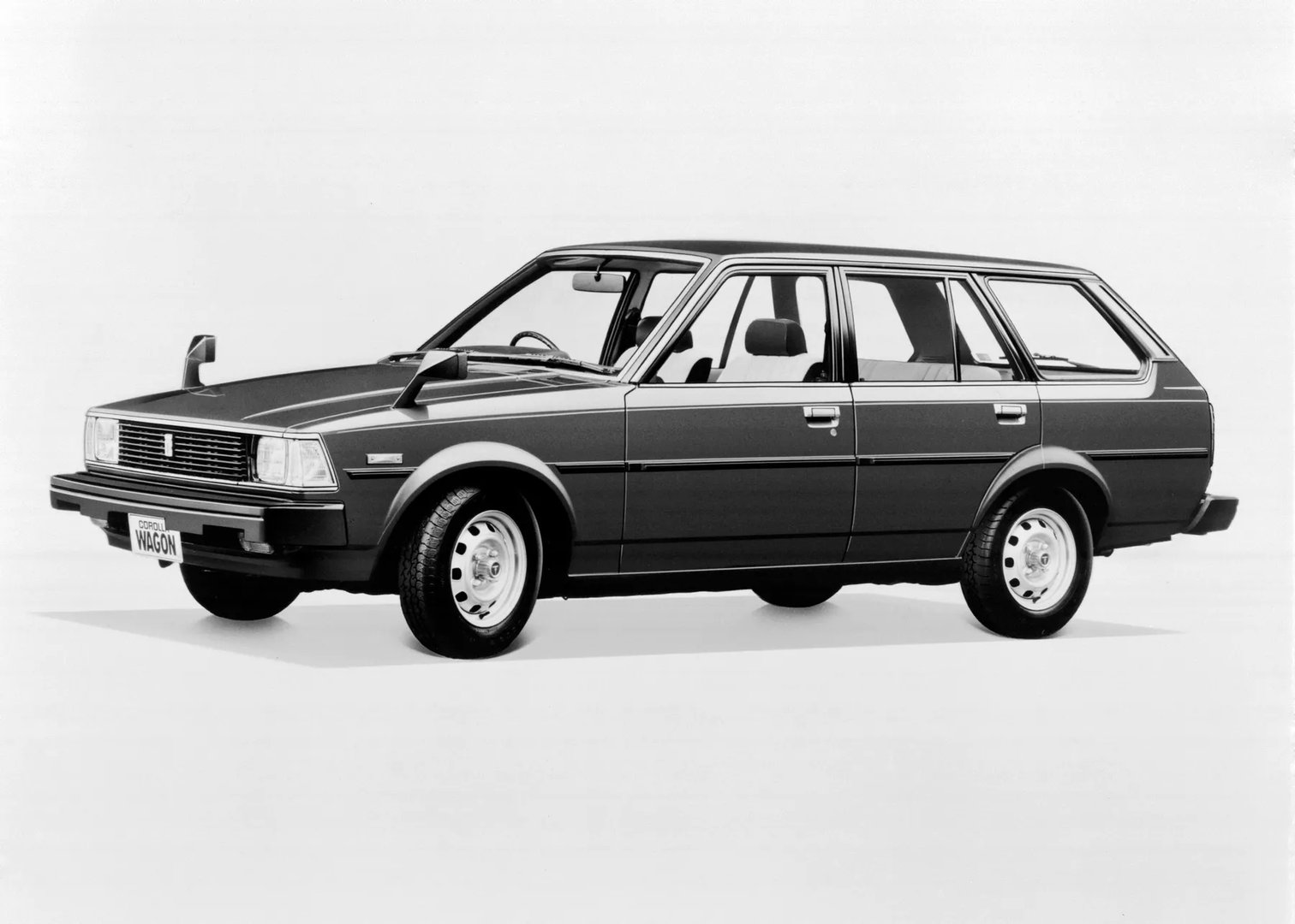 Toyota_Corolla_4_generation__Estate_5-door__2.jpg