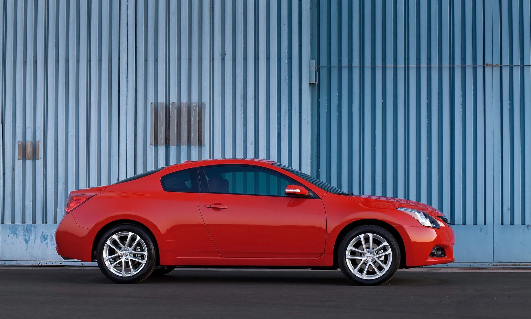 Nissan_Altima_4_generation_restyling__Coupe__7.jpg