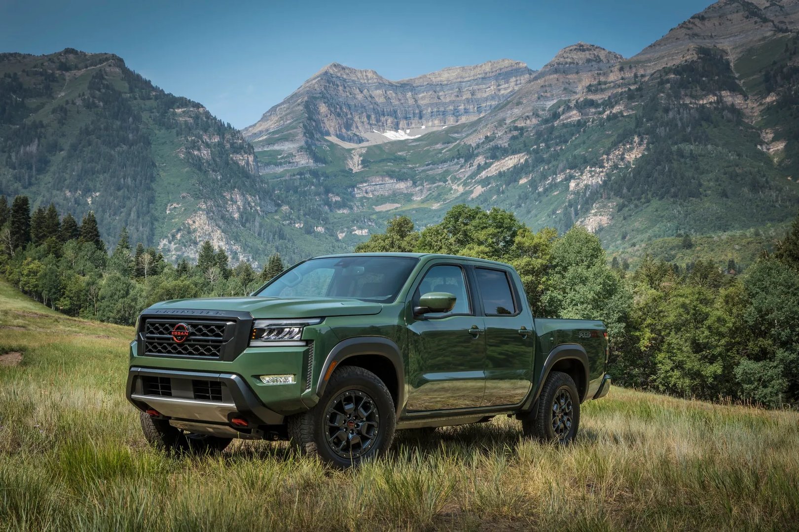 Nissan_Frontier_3_generation__Pickup_double-cab__13.jpg