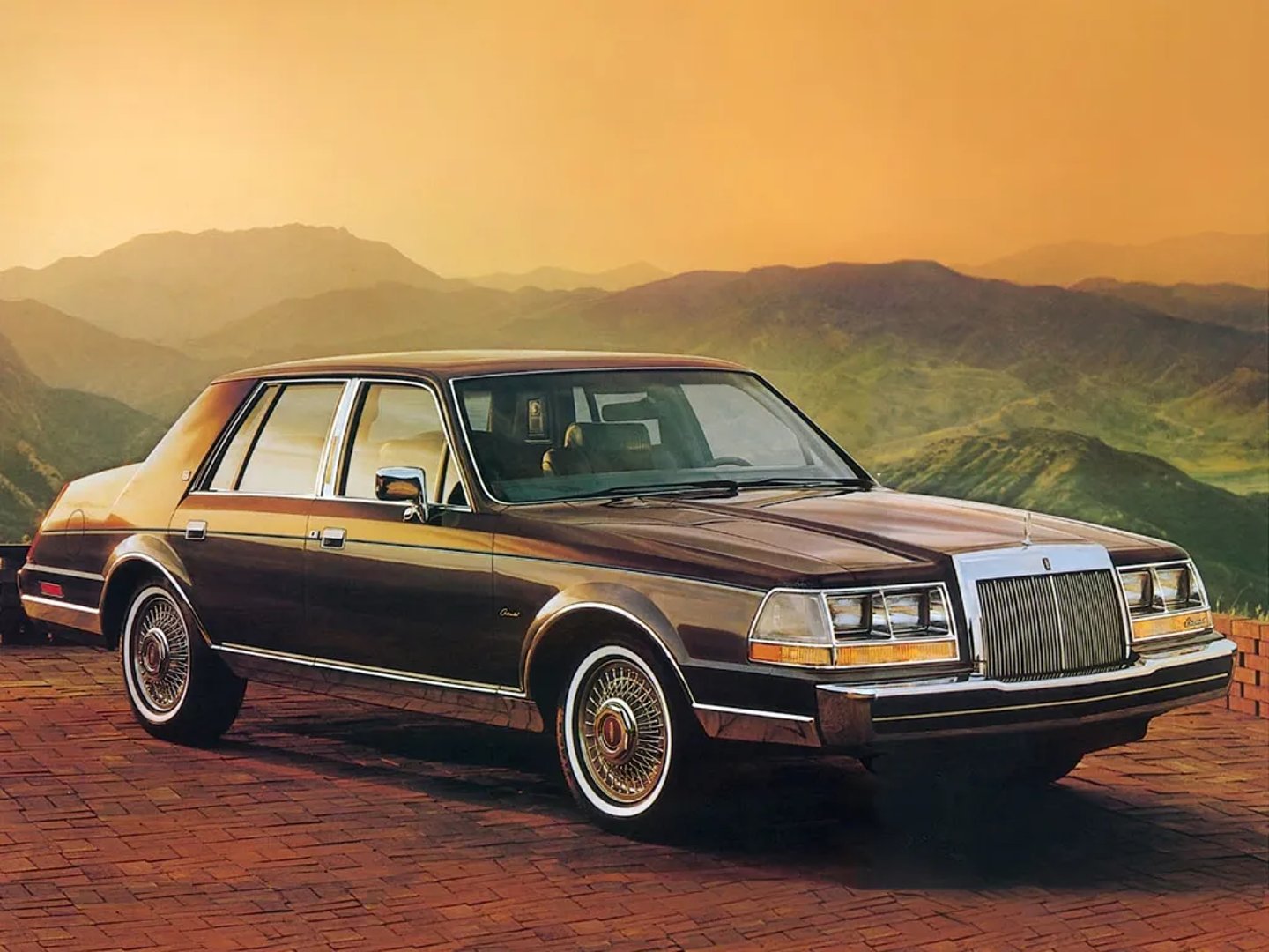 Lincoln_Continental_7_generation__Sedan__3.jpg