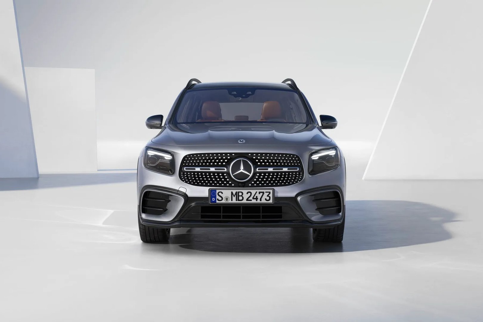 Mercedes_GLB_1_generation_restyling__SUV_5-doors__3.jpg