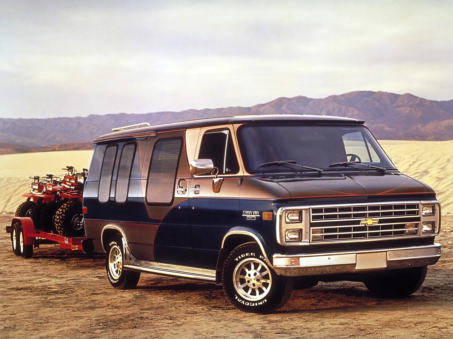 Chevrolet_Van_1_generation__Minivan__4.jpg
