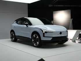 Volvo EX30