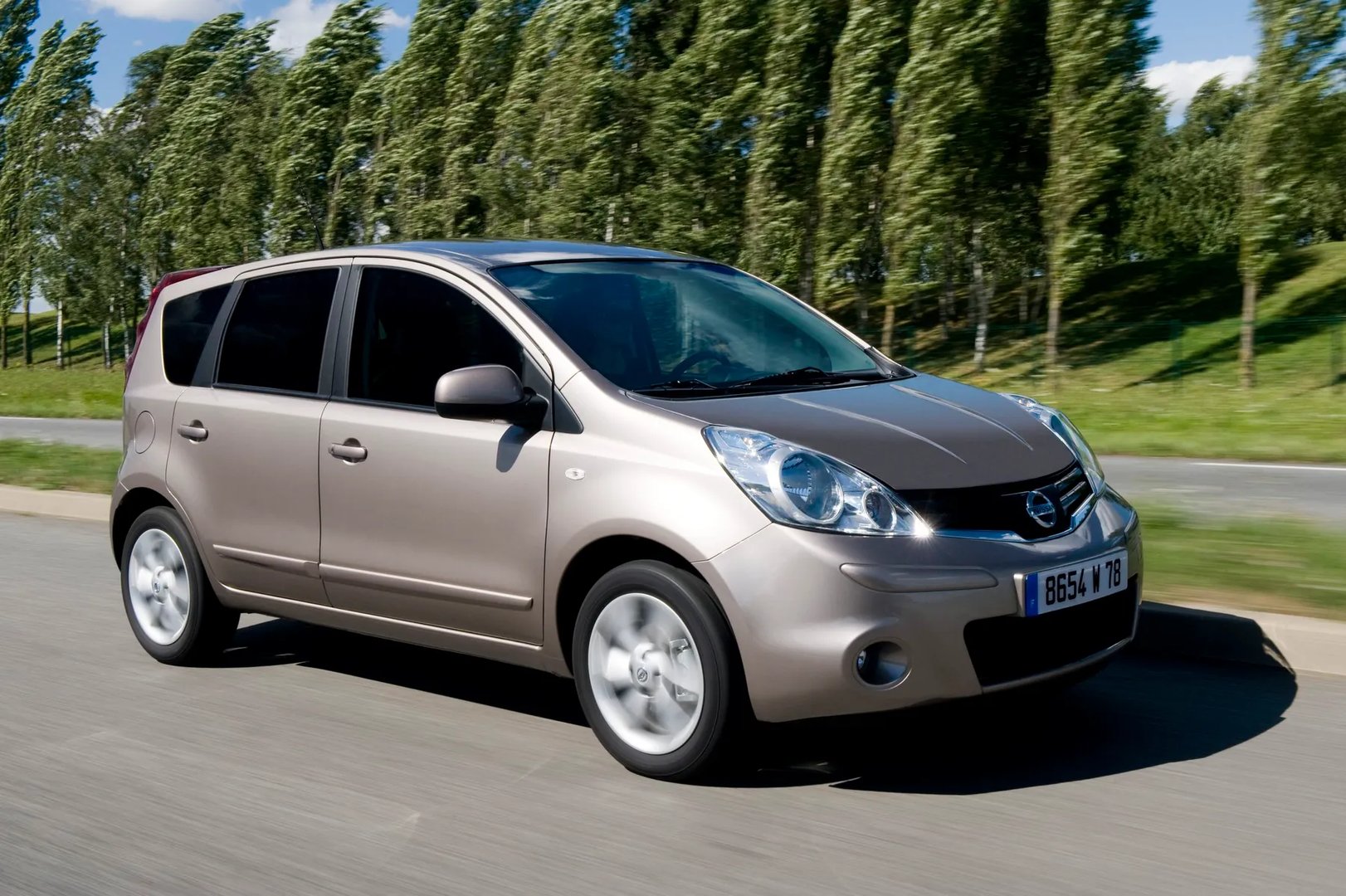 1 generation, restyling 