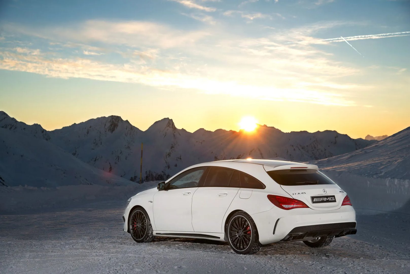 Mercedes_CLA_AMG_1_generation__Estate_5-door__6.jpg