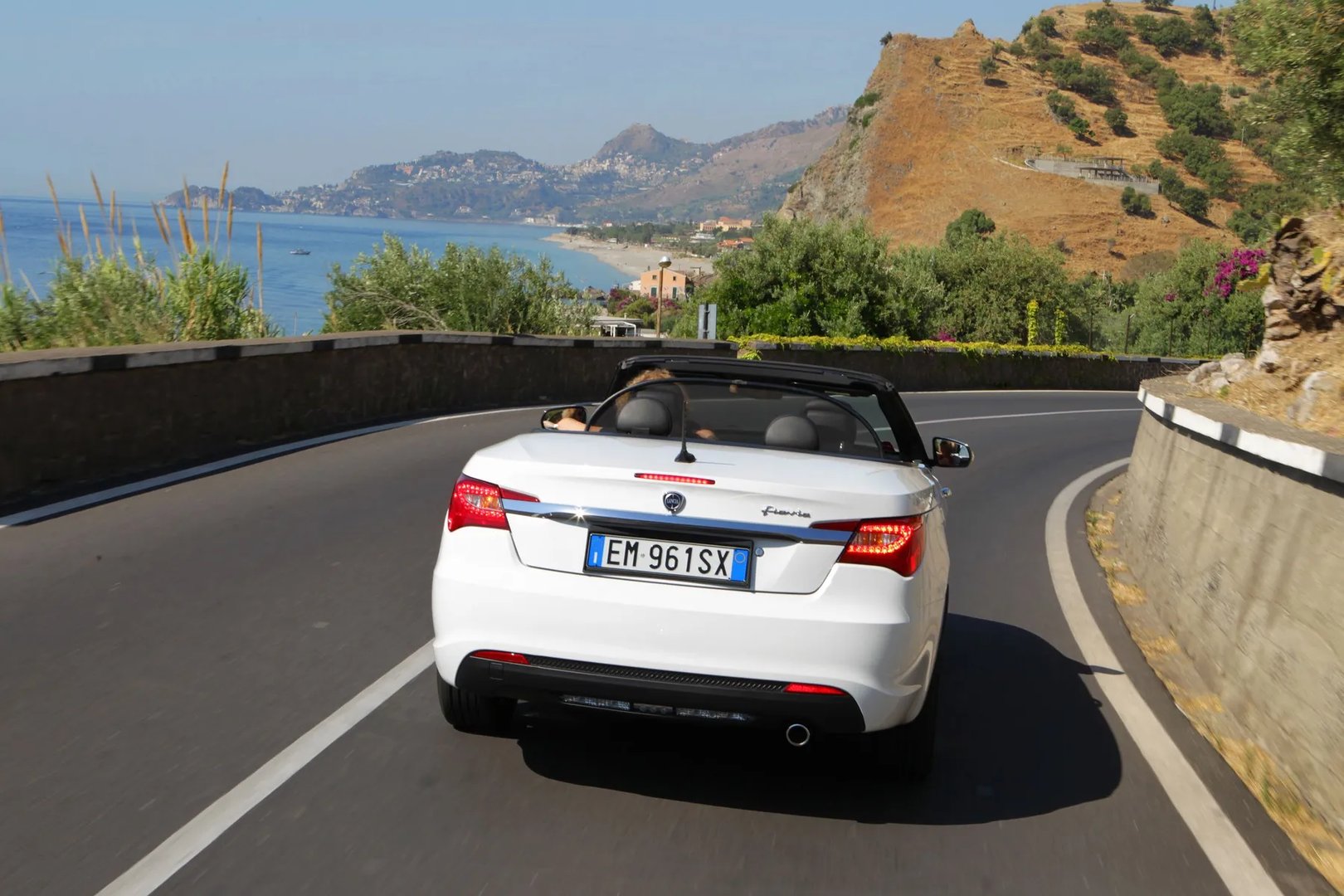 Lancia_Flavia_1_generation__Cabrio__12.jpg