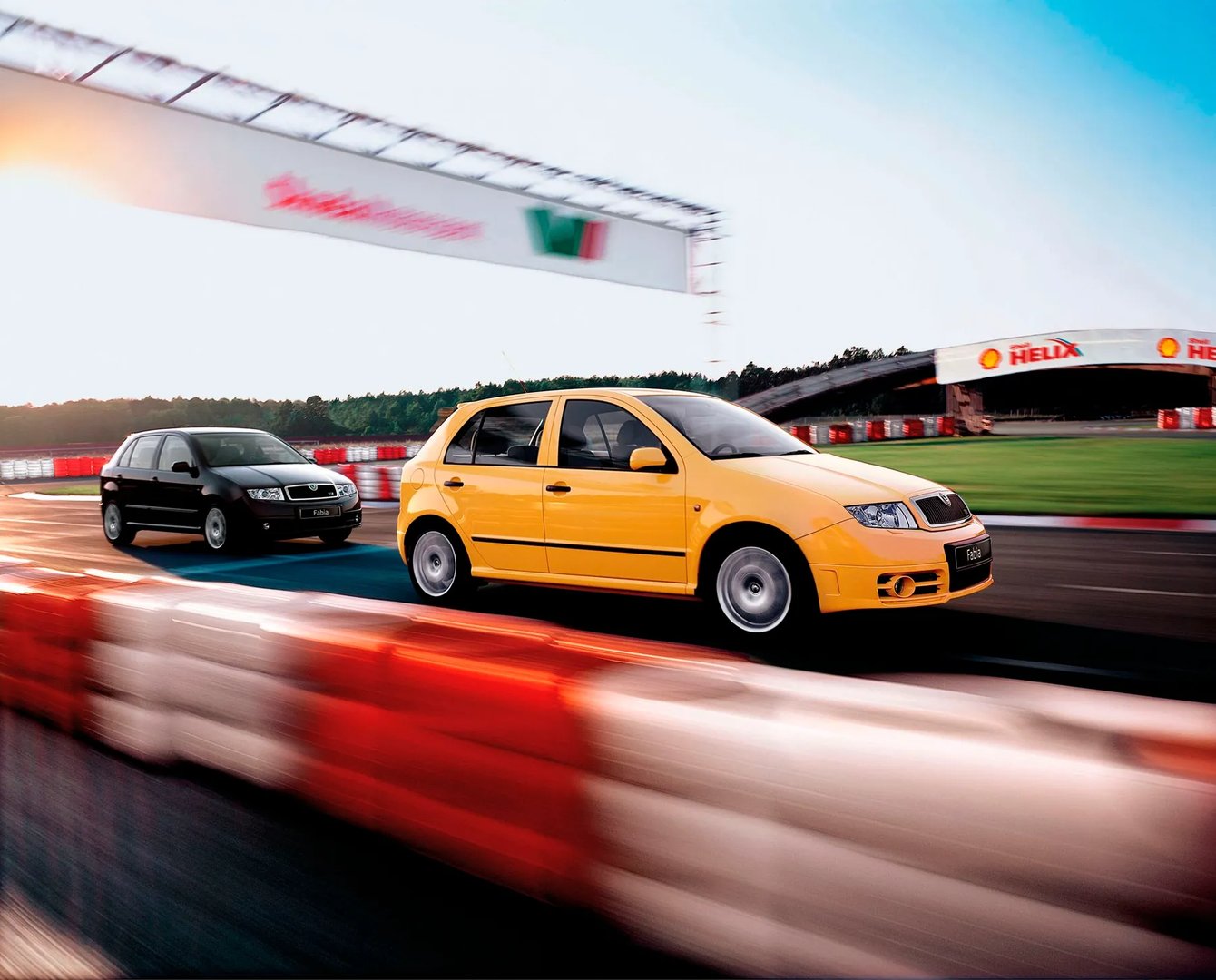 Skoda_Fabia_RS_1_generation__Hatchback_5-door__6.jpg