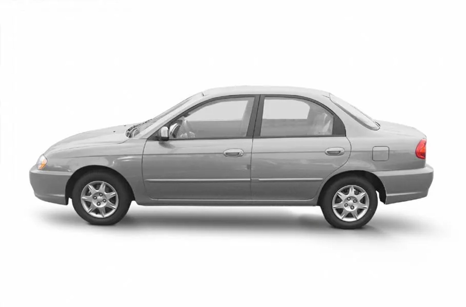Kia_Spectra_1_generation_restyling_1__Sedan__2.jpg
