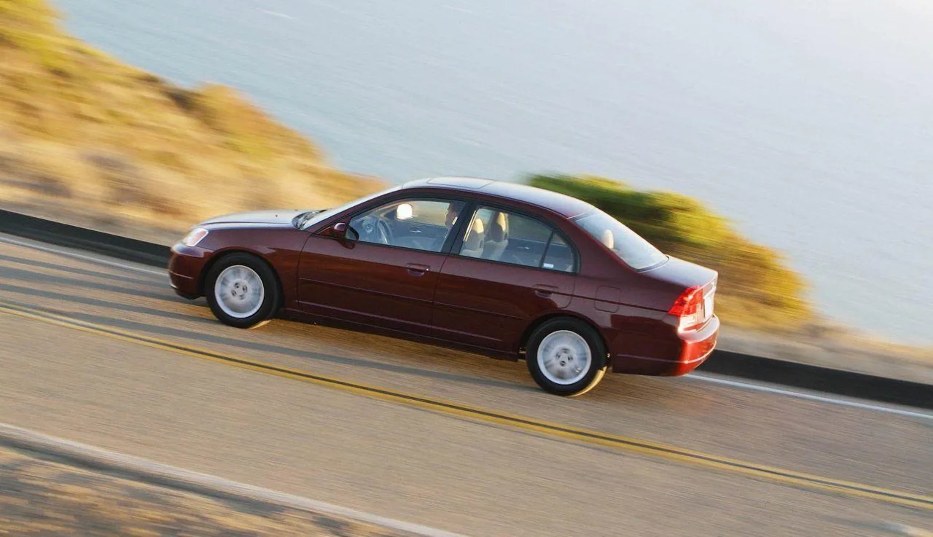 Honda_Civic_7_generation_restyling__Sedan__8.jpg