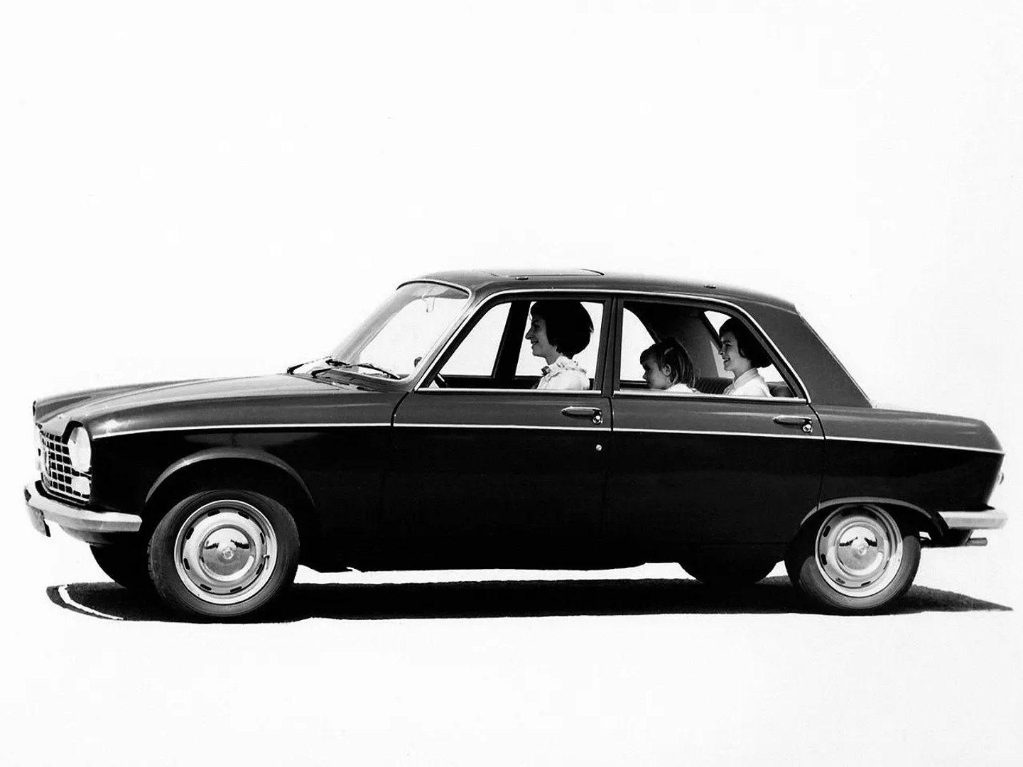 Peugeot_204_1_generation__Sedan__13.jpg