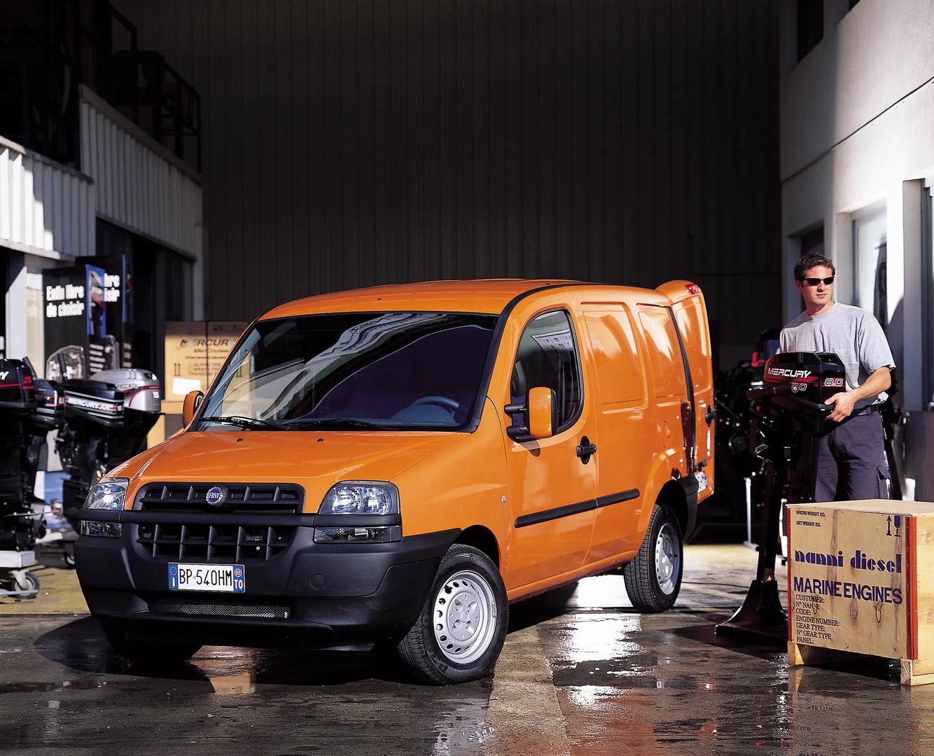 Fiat_Doblo_1_generation__Van__1.jpg