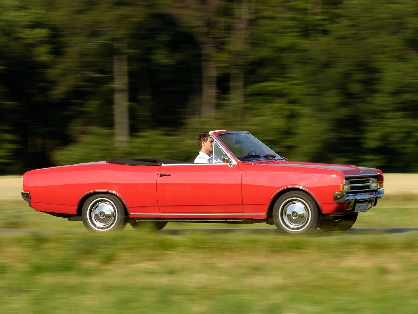 Opel_Rekord_3_generation__Cabrio__7.jpg