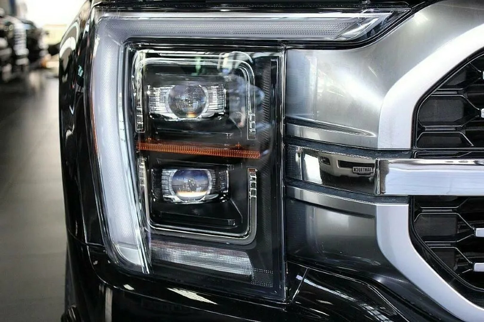 Ford_F-150_14_generation__Pickup_1.5-cab__3.jpg