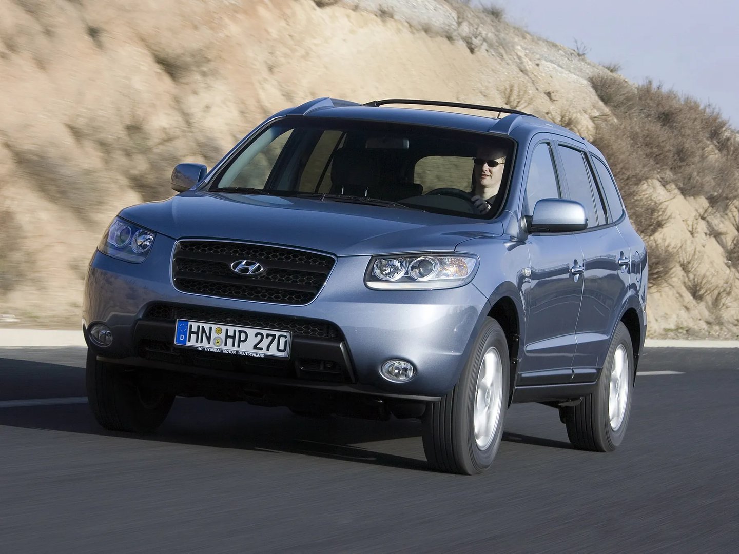 Hyundai_Santa_Fe_2_generation__SUV_5-doors__11.jpg