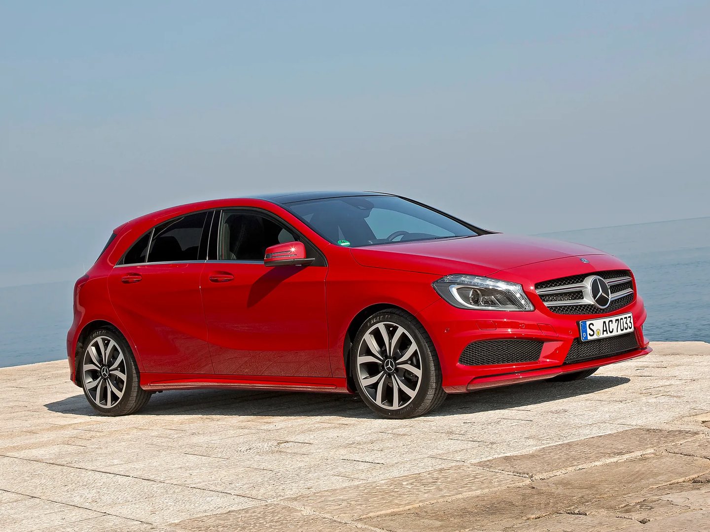 Mercedes_A-Class_3_generation__Hatchback_5-door__7.jpg