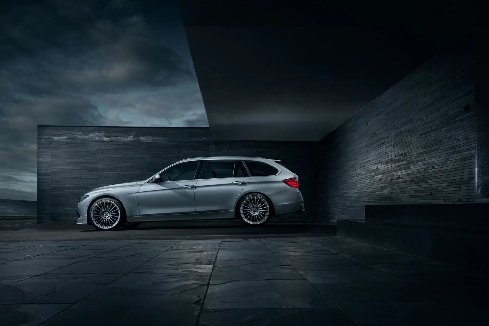 Alpina_D3_2_generation_restyling__Estate_5-door__5.jpg