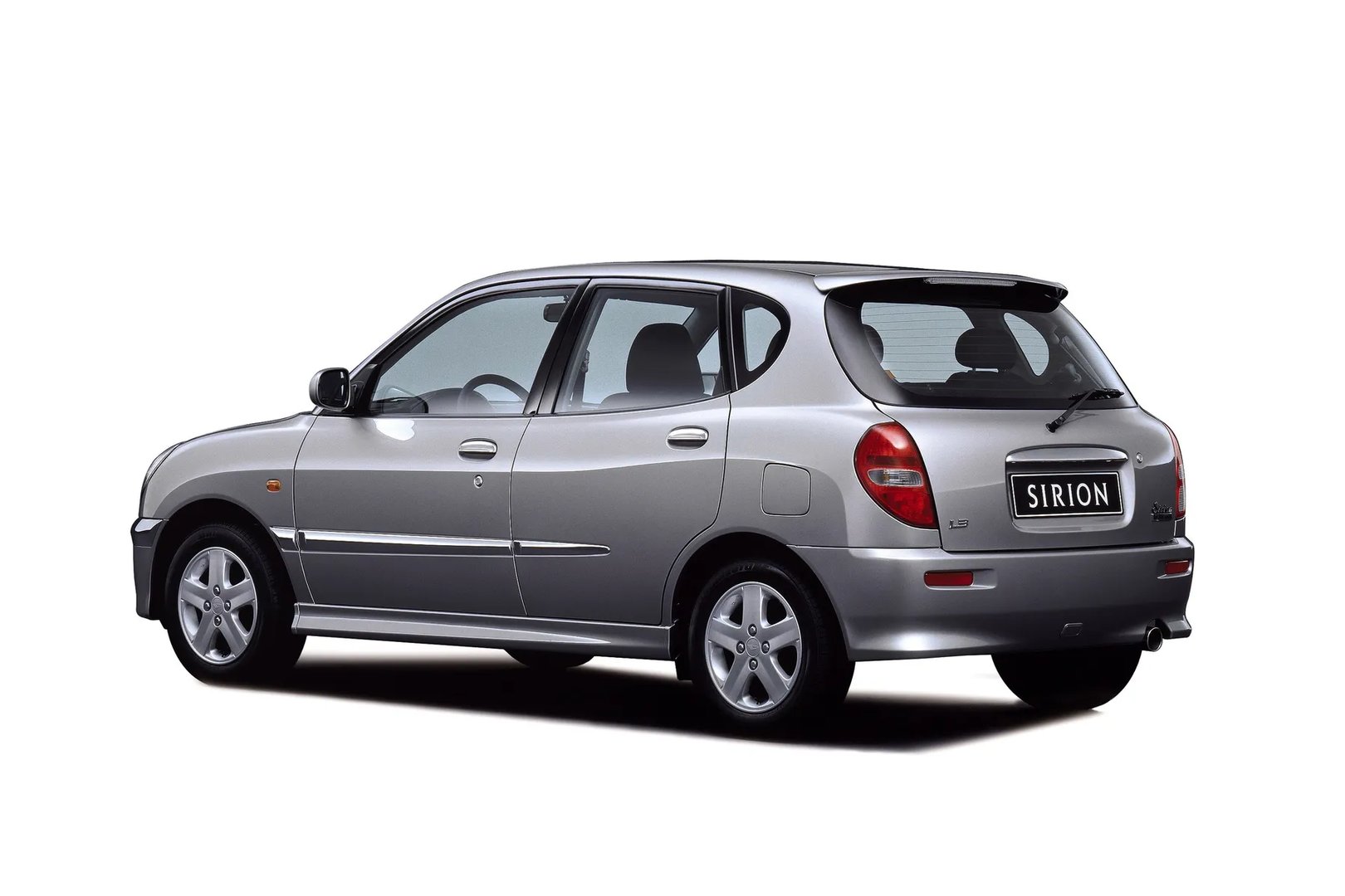 Daihatsu_Sirion_1_generation__Mini_5-doors__3.jpg