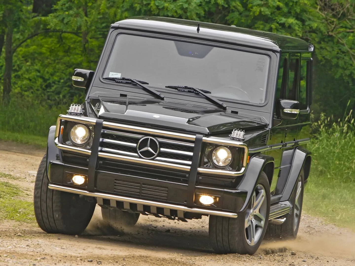 Mercedes_G-Class_AMG_1_generation_restyling__SUV_5-doors__5.jpg