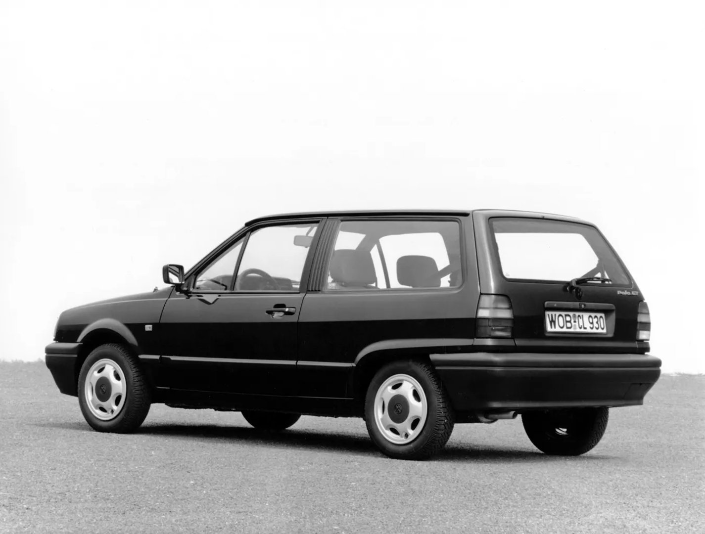 Volkswagen_Polo_2_generation_restyling__Mini_3-doors__1.jpg