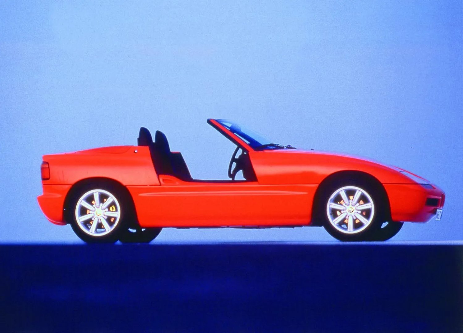 BMW_Z1_1_generation__Roadster__6.jpg