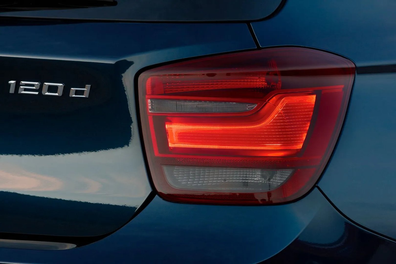 BMW_1_series_2_generation__Hatchback_5-door__5.jpg