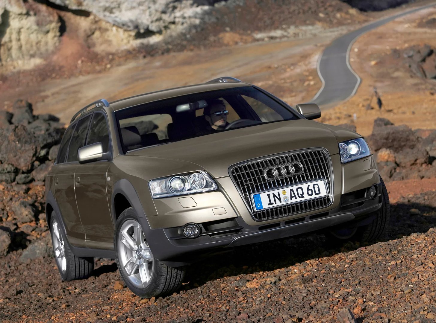 Audi_A6_allroad_2_generation__Estate_5-door__1.jpg