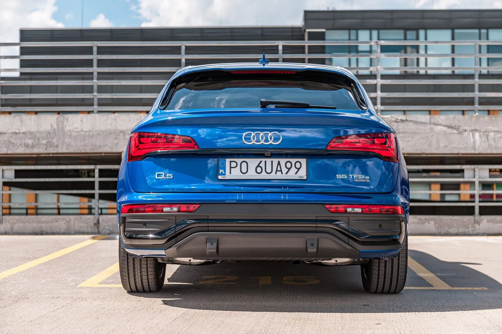 Audi_Q5_Sportback_1_generation__SUV_Coupe__11.jpg