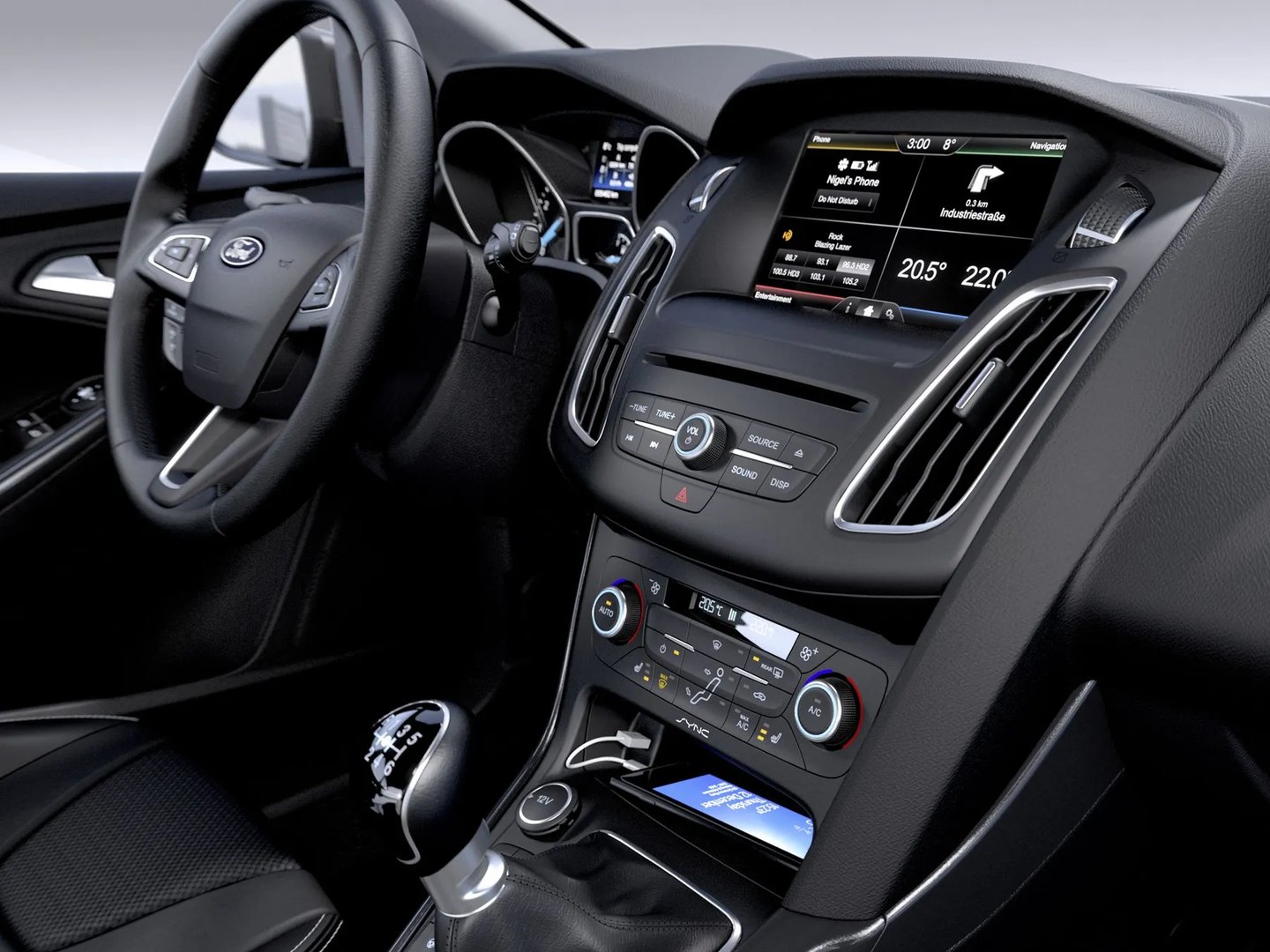 Ford_Focus_3_generation_restyling__Estate_5-door__11.jpg