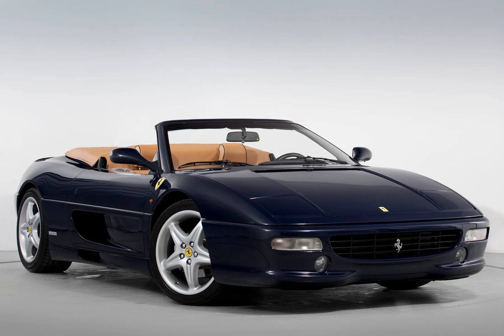 Ferrari F355 1 generation  Cabrio