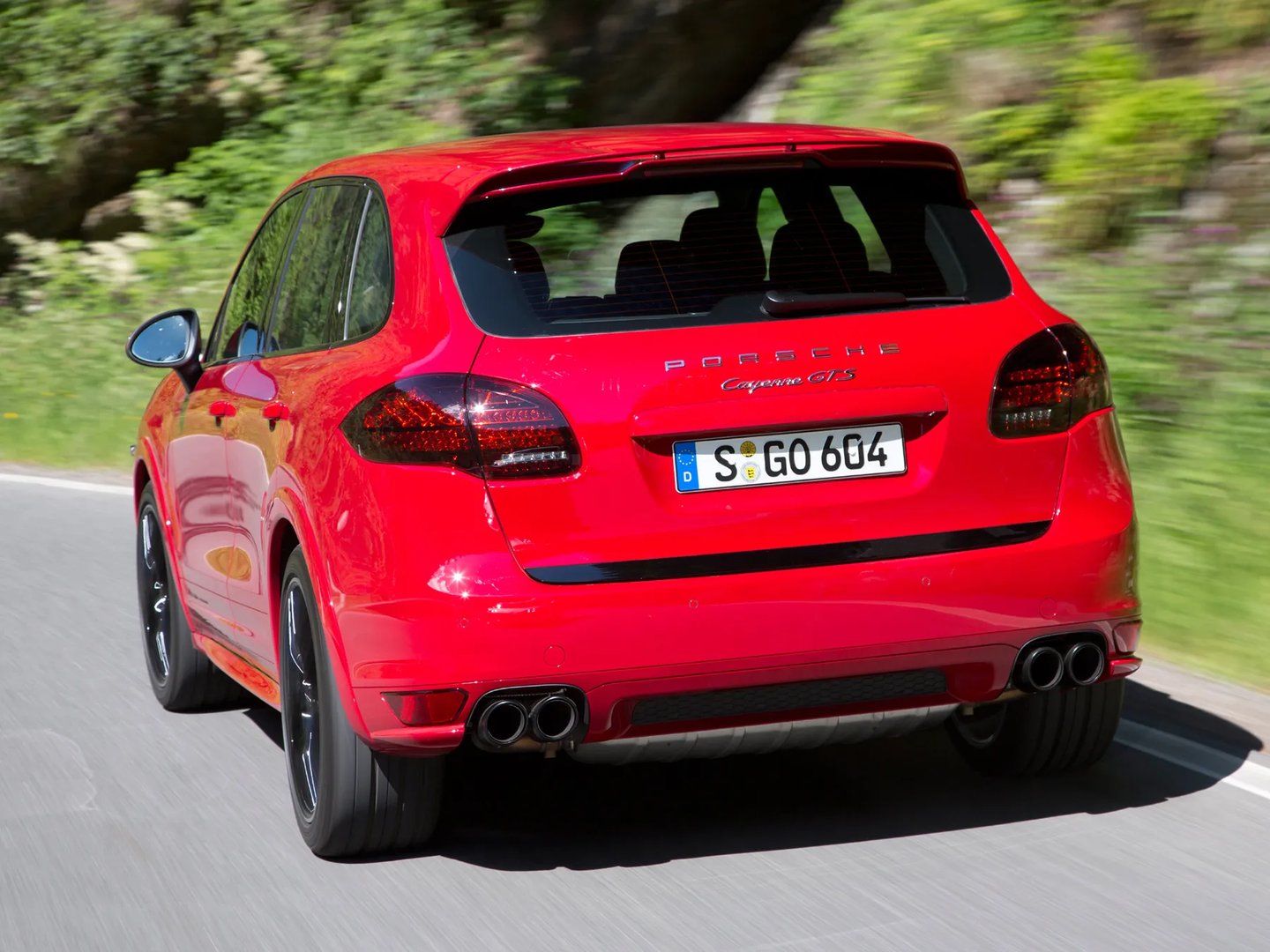 Porsche_Cayenne_2_generation__SUV_5-doors__11.jpg