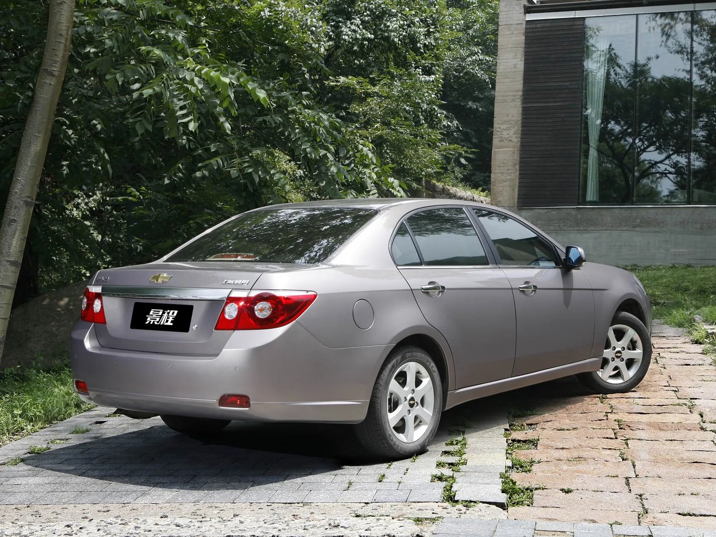 Chevrolet_Epica_1_generation_restyling__Sedan__5.jpg