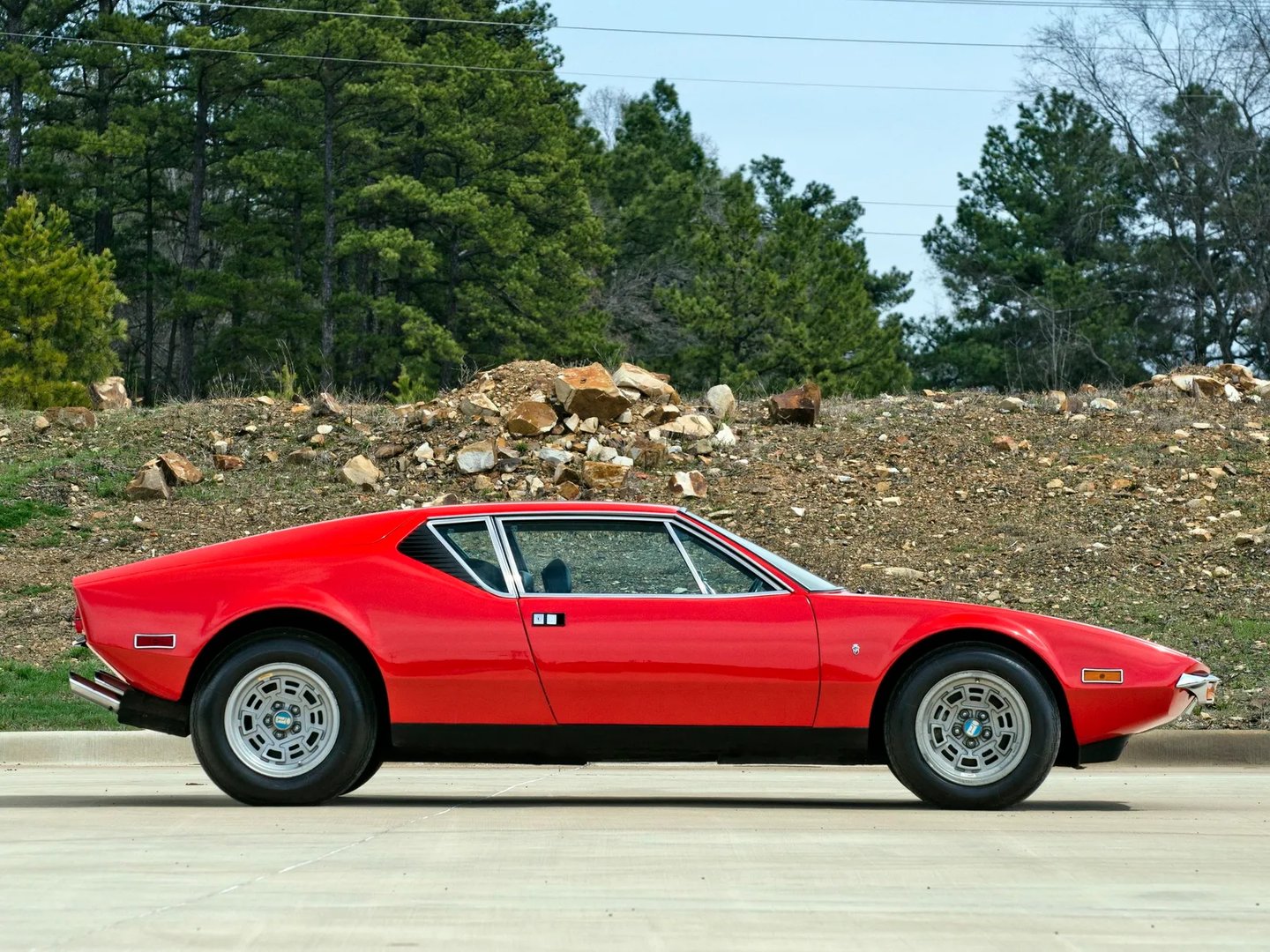 De Tomaso_Pantera_1_generation__Coupe__6.jpg