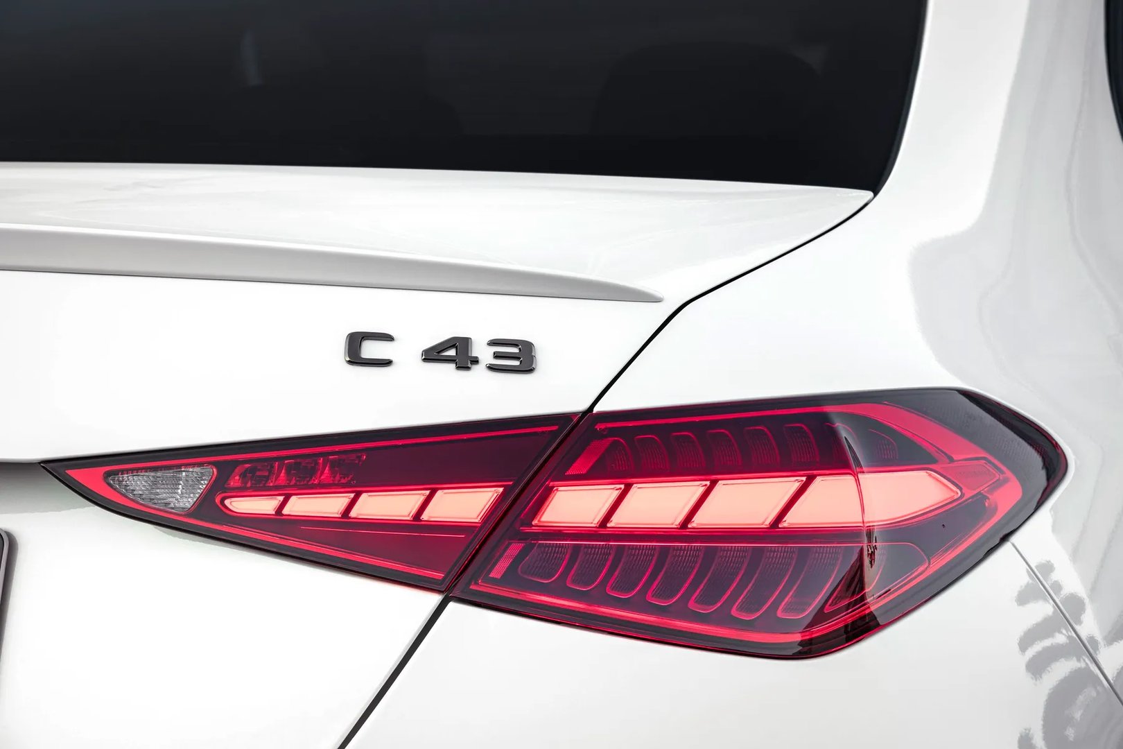 Mercedes_C-Class_AMG_5_generation__Sedan__11.jpg
