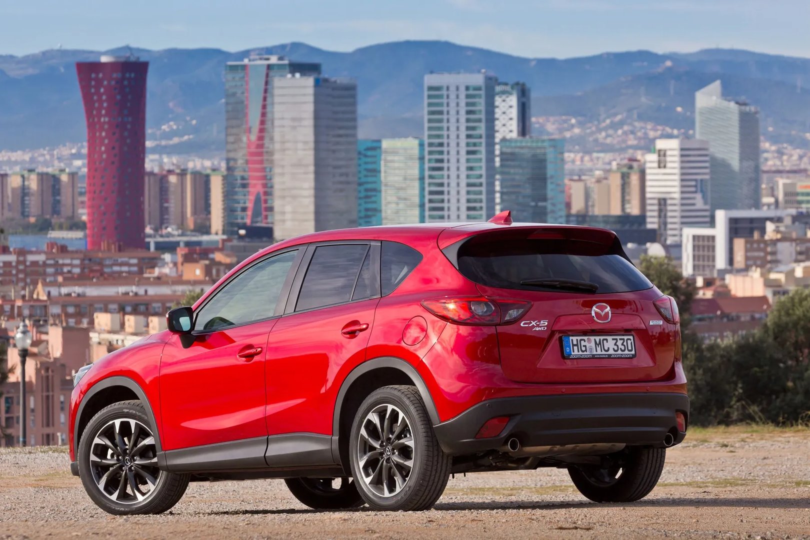 Mazda_CX-5_1_generation_restyling__SUV_5-doors__1.jpg