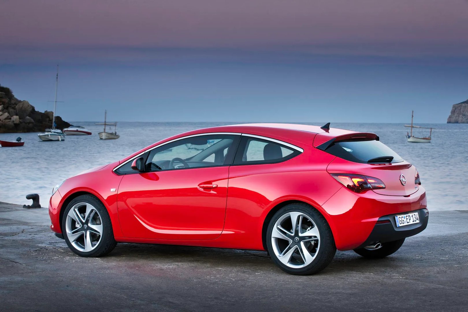 Opel_Astra_4_generation__Hatchback_3-door__4.jpg