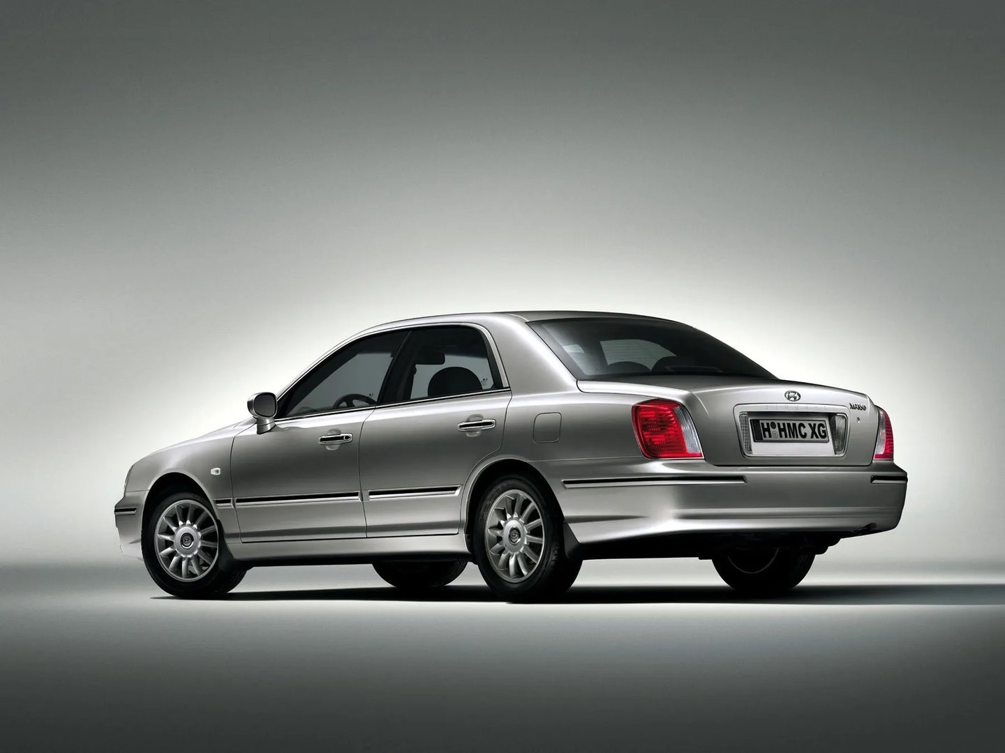 Hyundai_XG_1_generation_restyling__Sedan__3.jpg