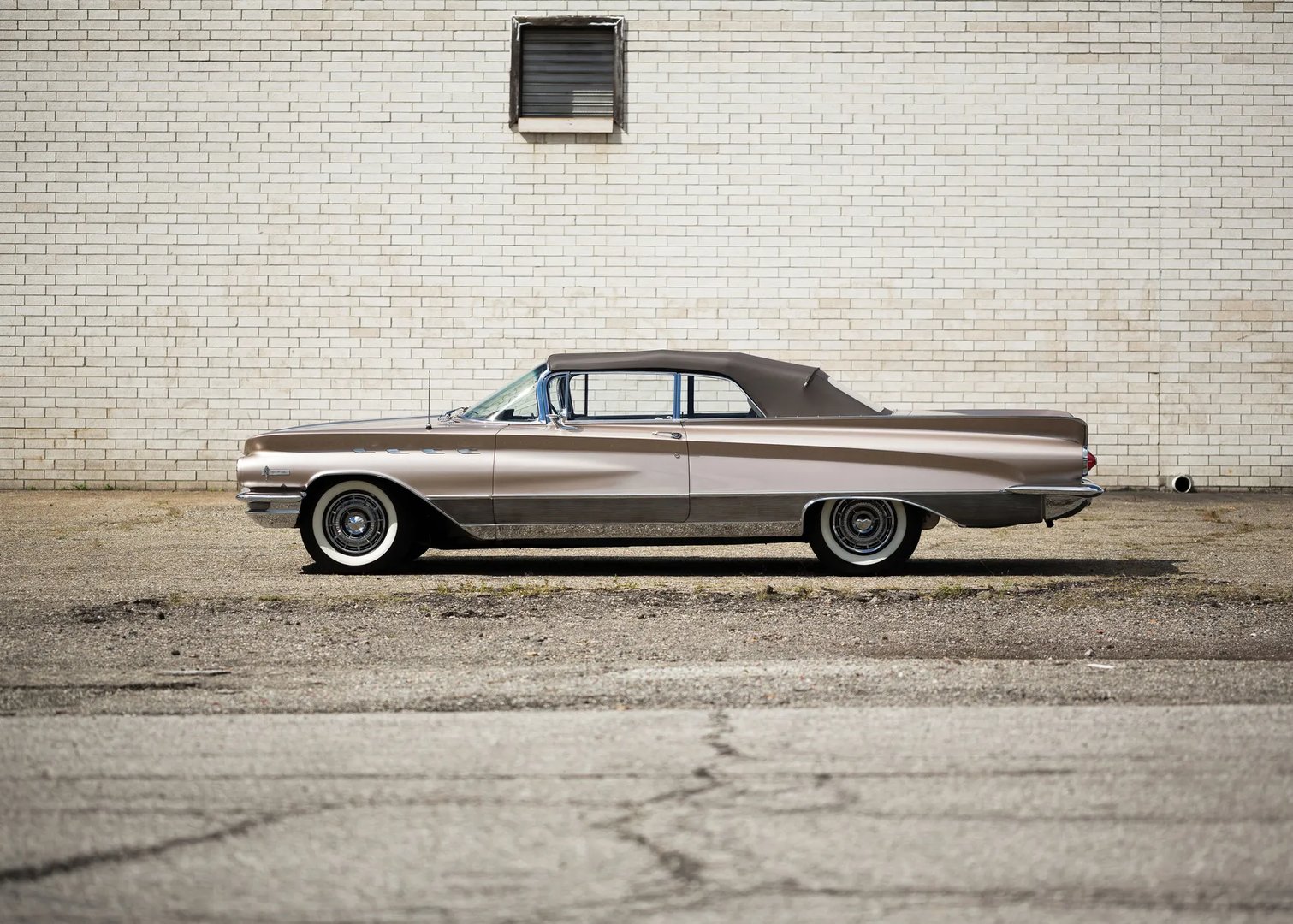 Buick_Electra_1_generation__Cabrio__8.jpg