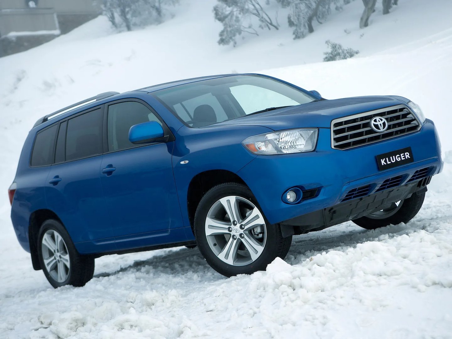 Toyota_Kluger_2_generation__SUV_5-doors__1.jpg