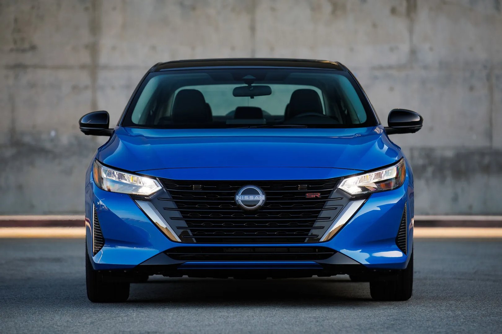 Nissan_Sentra_8_generation_restyling__Sedan__4.jpg