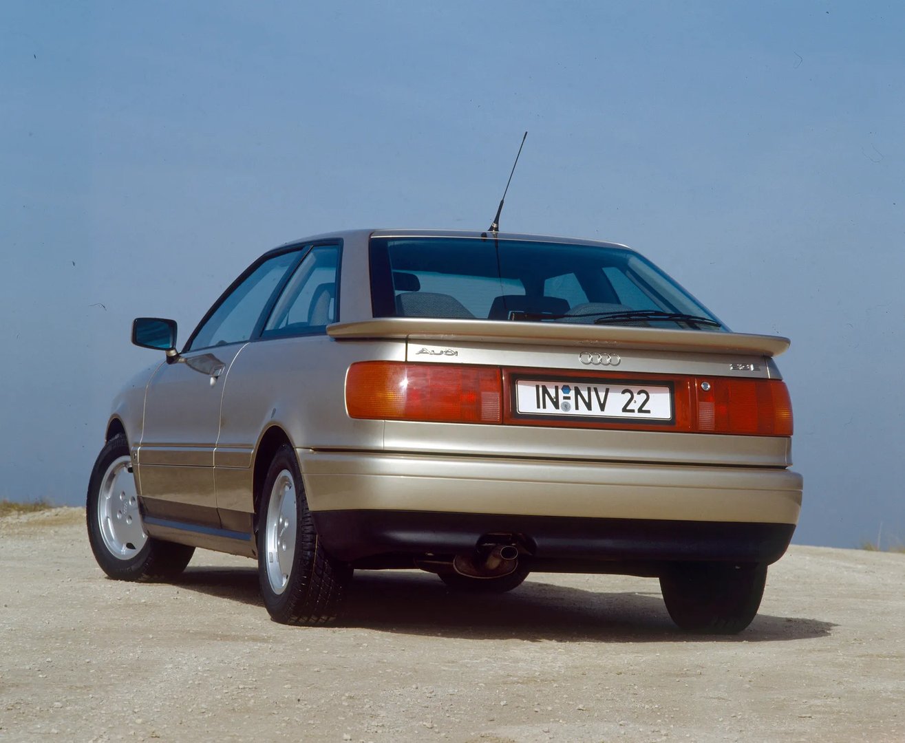 Audi_Coupe_2_generation__Coupe__2.jpg