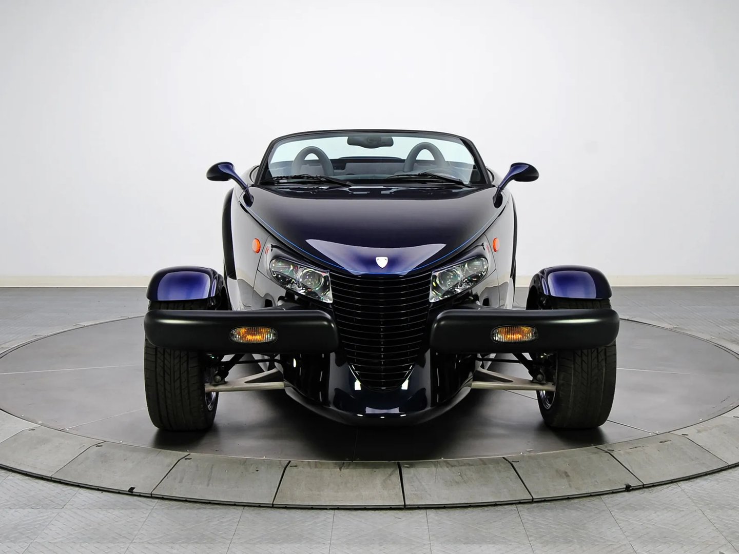 Chrysler_Prowler_1_generation__Cabrio__2.jpg
